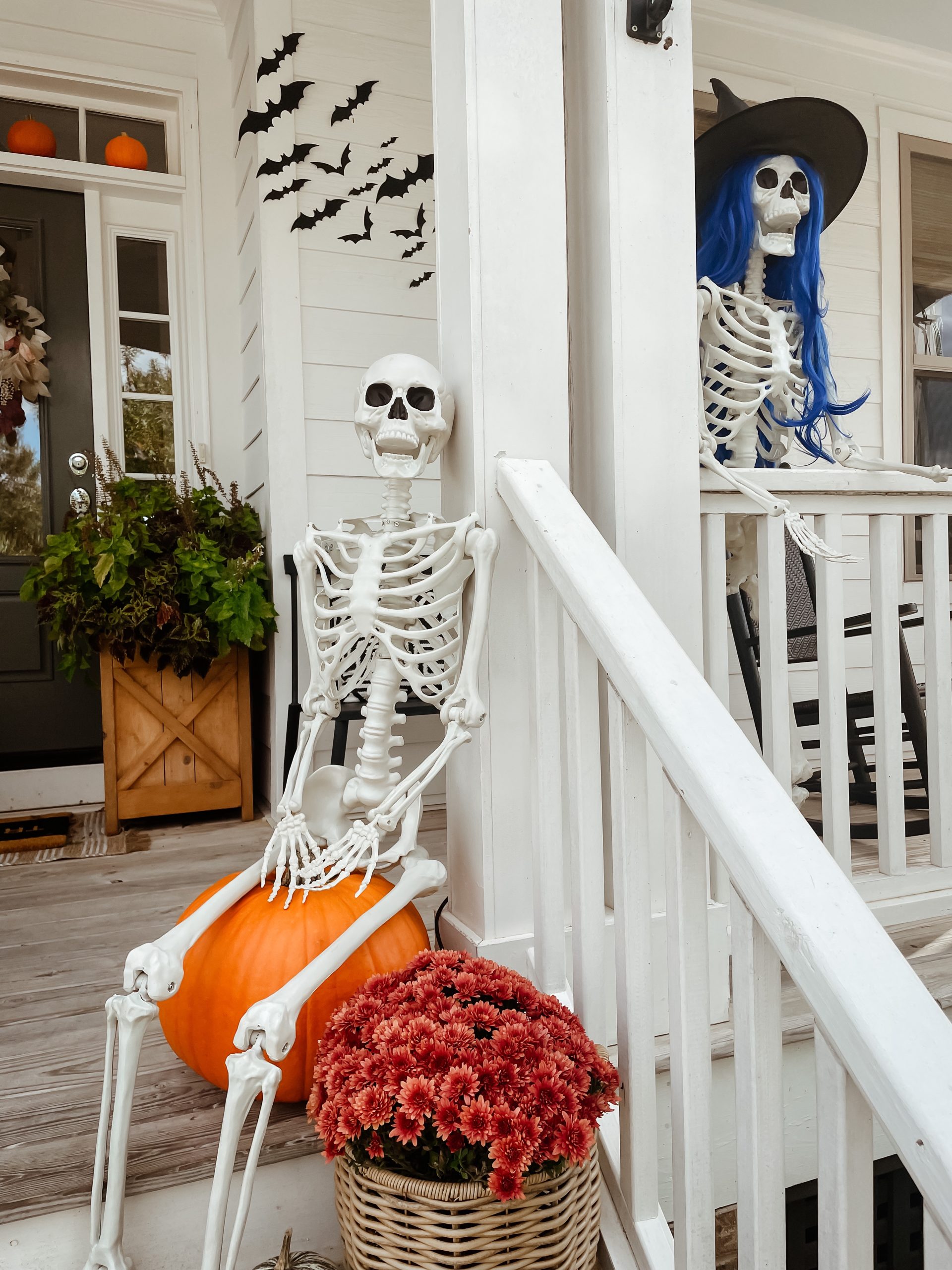 Spooky Chic ~ Halloween Home Decor